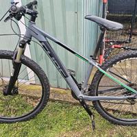 Mountain bike Cube
