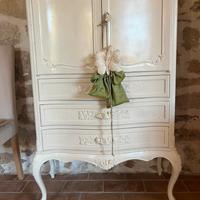 Credenza porta oggetti