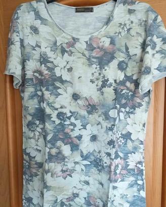 T shirt fiorata