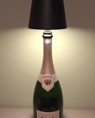 Krug bottiglia lampada led nera