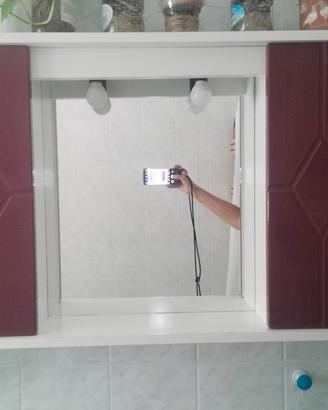 Mobile bagno con specchio
