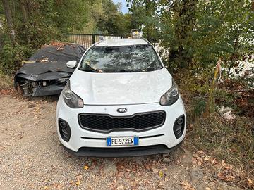 Kia Sportage 1.7 CRDI sinistrata