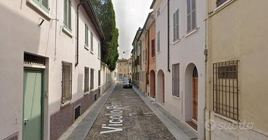 Casa indipendente, ristrutturata a nuovo, in centr