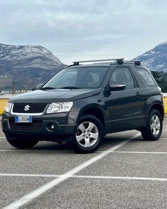 Suzuki Grand Vitara 1.6 Benz 3p Special Offroad 20