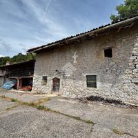 RUSTICO A PARRE