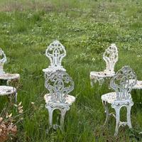 Sedie d’epoca in ghisa