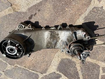 CARTER COMPLETO NRG 50 PIAGGIO con albero