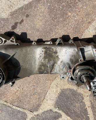 CARTER COMPLETO NRG 50 PIAGGIO con albero