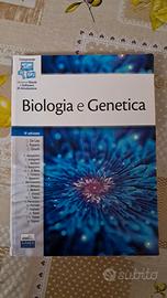Libro di biologia e genetica