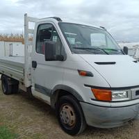 Furgone IVECO Daily 35/10