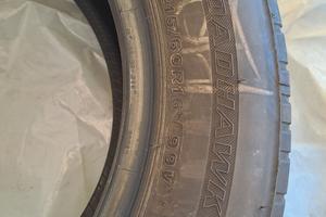 GOMME ESTIVE 215/60 R16