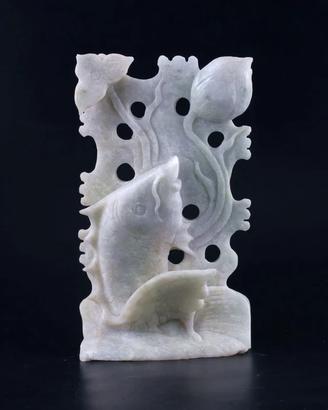 Antica scultura cinese in vera giada bianca/celado