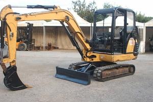 Miniescavatore usato CATERPILLAR 303.5