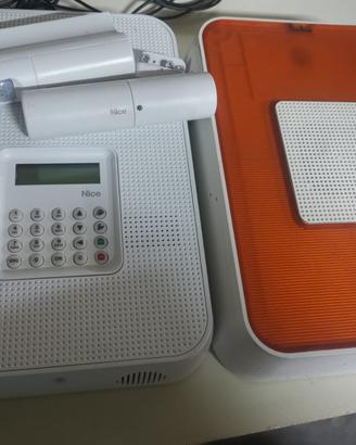 Kit allarme e telecamere