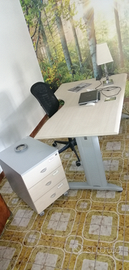 Scrivania +cassettiera marca LAS