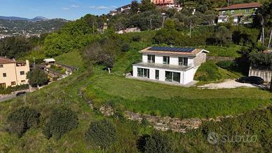 Villa di 230 m² con più di 5 locali a Agropoli