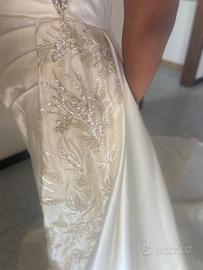 Abito da Sposa MAI USATO