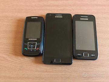 3 Cellulari Samsung(Senza Batterie) X Pezzi Ricamb