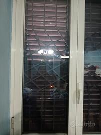 finestra e zanzariera