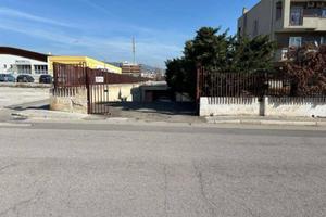 Immobile in asta di 37 m² con box auto doppio a Ma