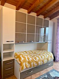 Letto singolo con ponte