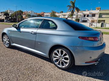 ALFA ROMEO GT 1.9 JTD