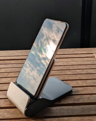 Motorola Edge 30 Neo colori acciaio con due cover