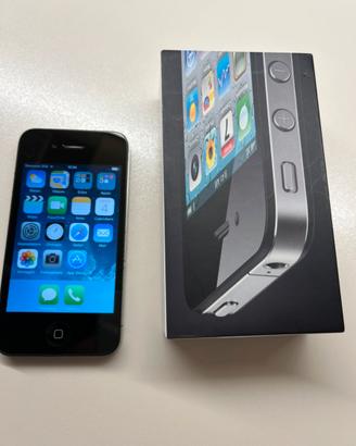 Apple iPhone 4 - 16 Gb
