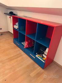 LIBRERIA CON CASSETTI E SCRIVANIA CON CASSETTI