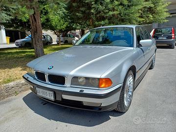BMW 735i -3500cc -235cv -TARGA ORO ASI -E38