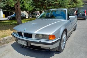 BMW 735i -3500cc -235cv -TARGA ORO ASI -E38