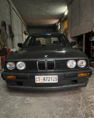 BMW 318i E30 1989