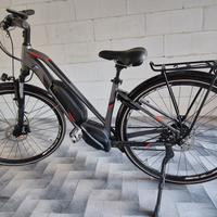 bicicletta donna elettrica 
