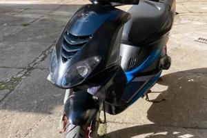 Piaggio nrg power 2011