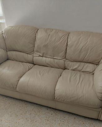 Divano beige in pelle 205x85x85
