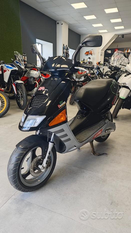 APRILIA buying SR MAX 125 Clock