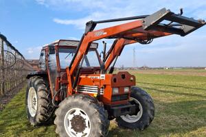Fiatagri 100/90 con caricatore frontale