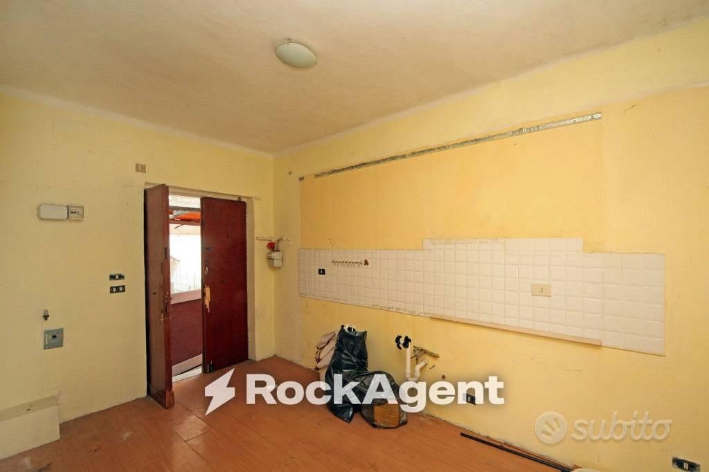 Appartamento – Genova, Prione, Val Polcevera - Altro