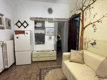 2 LOCALI A MARTINA FRANCA