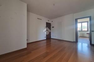 4 LOCALI A SANT'ILARIO D'ENZA