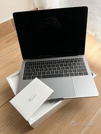Apple MacBook Pro (Thunderbolt 3) 13.3”