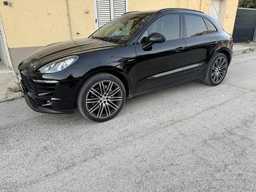 Porsche macan s