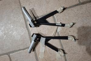 pedaline passeggero bmw s1000rr 