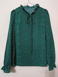 Blusa verde a pois con maniche lunghe