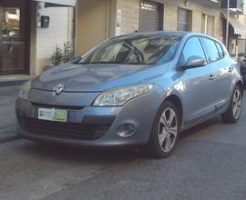 RENAULT Megane Mégane 1.5 dCi 110CV Dynamique UN