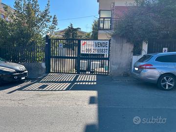 Deposito con uffici - Sant'Agata li Battiati