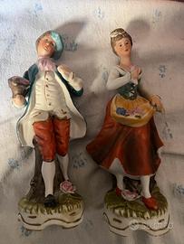 2 statuette Capodimonte in ceramica