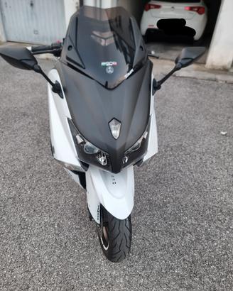 TMax 530 ABS