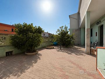 Appartamento al piano terra con cortile