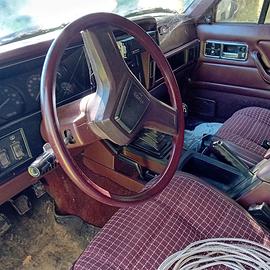 fuoristrada jeep cherokee